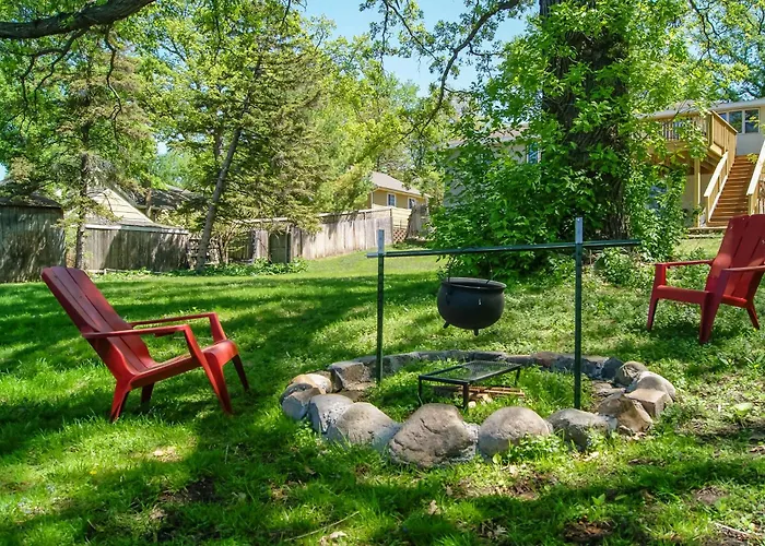 Waterfront Eagle Lake Home W/ Yard & Deck
