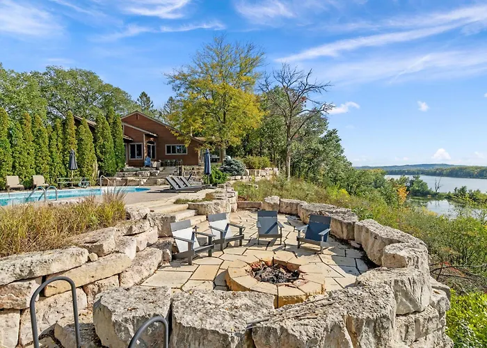 Riverfront Inn