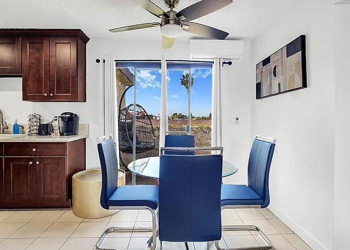 Elegant 1B1B Modern Stay