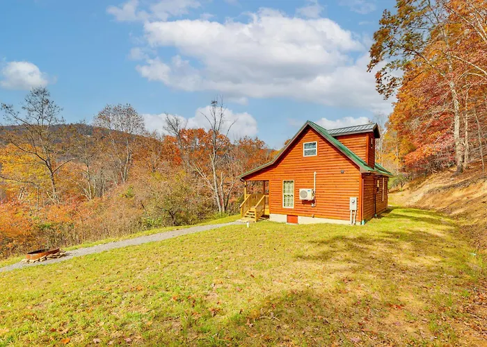 Near Greenbrier River! Mtn-View Cabin W/ Fire Pit