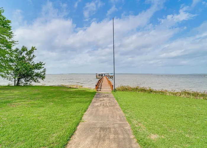 Lakefront Gem W/ Boat Dock & Fishing Pier In Many