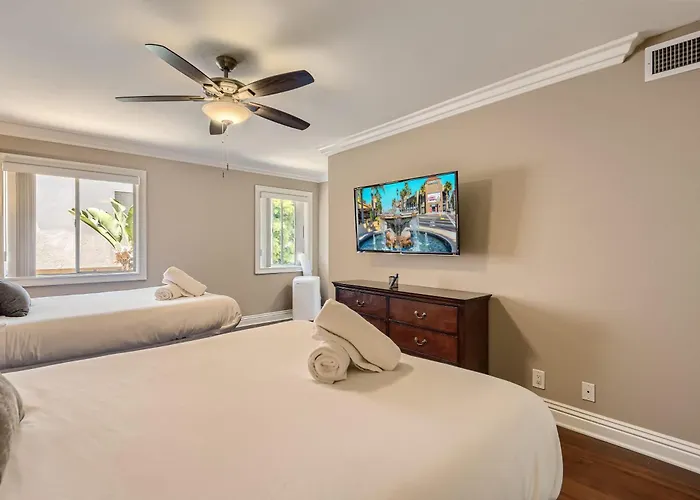 Spacious 3Br- Yard - Bbq - Parking