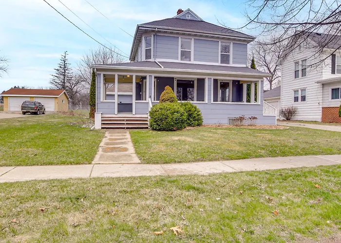 Walk To Dtwn Green Lake: Peaceful Getaway W/ Porch