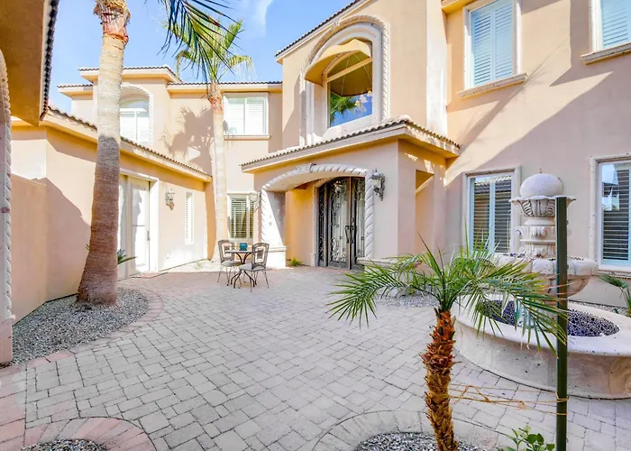 Spacious Luxe Home W/ Lake Access In Fort Mohave!