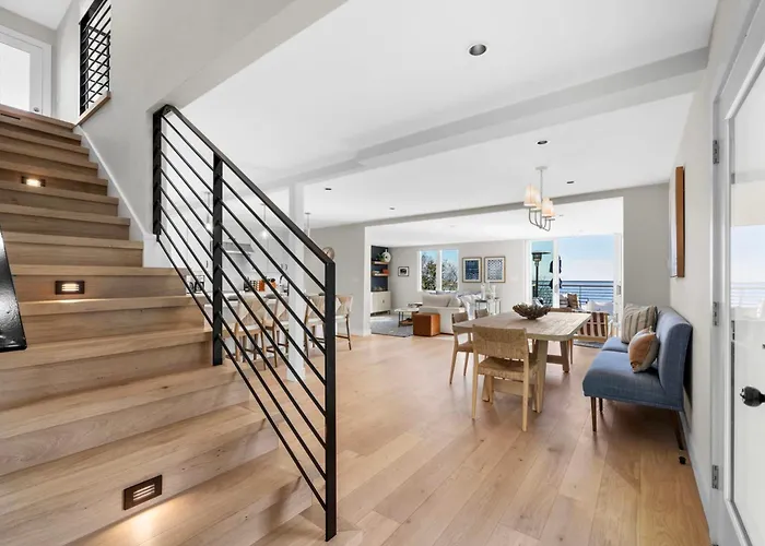 Experience The Pinnacle Of Coastal Living At Harbour House