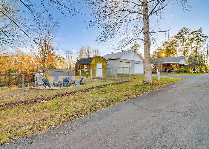 2 Mi To Lake Cumberland Access: Home W/ Grill