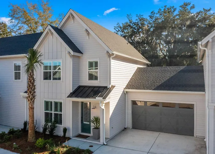 Historic Location: Townhome In Johns Island!