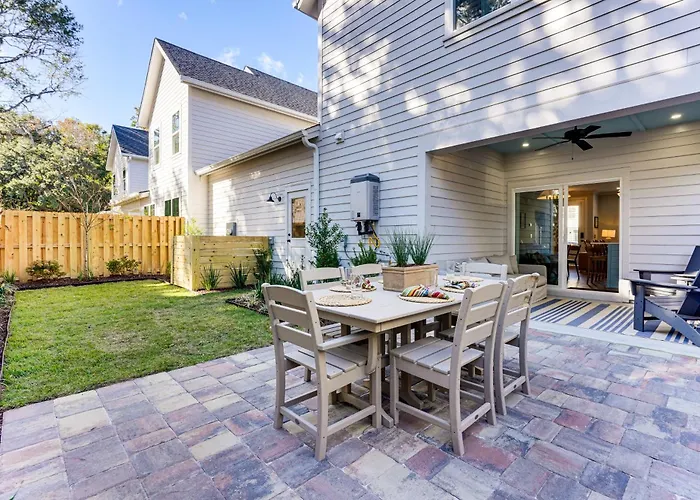 Historic Location: Townhome In Johns Island!