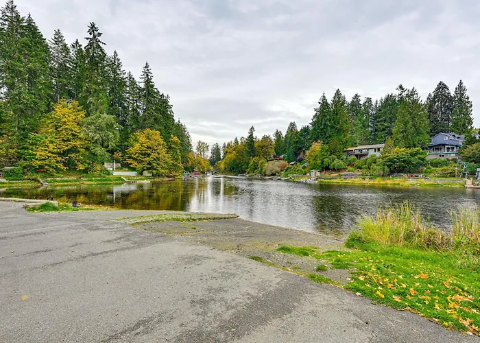 Pet-Friendly Studio W/ Fire Pit In Olympia!