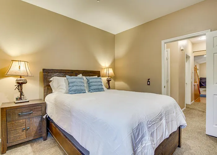 Family-Friendly Home W/ Hot Tub In Big Bear!