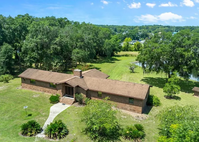 Astor Manor At Rivers Edge