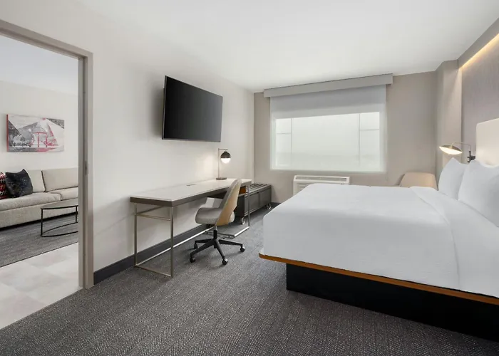 Courtyard By Marriott Athens Downtown