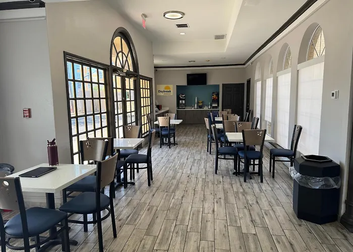 Days Inn By Wyndham Georgetown