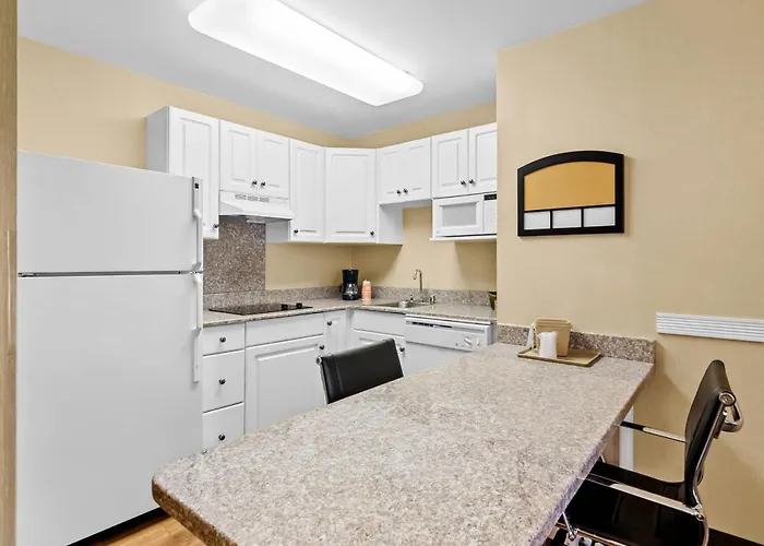 Mainstay Suites Roanoke Airport
