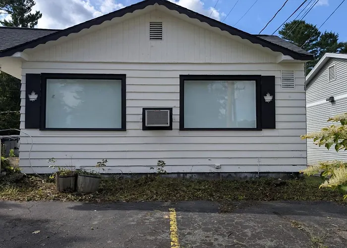 Maple Leaf Inn Lake Placid