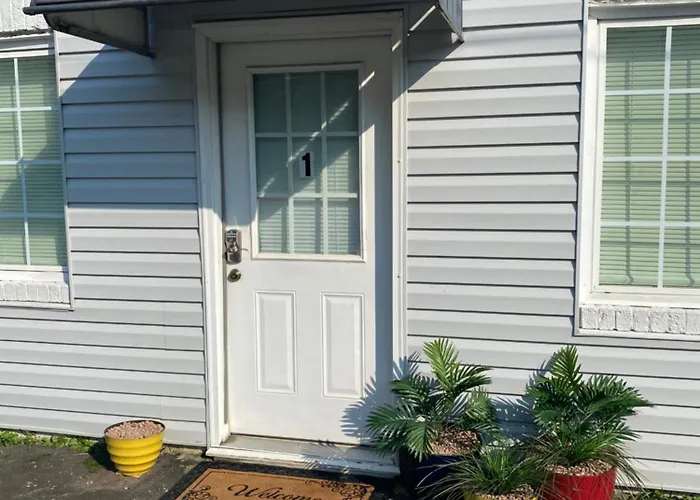 Perfect In Pilot Mtn-Unit 1 Walk To Downtown!