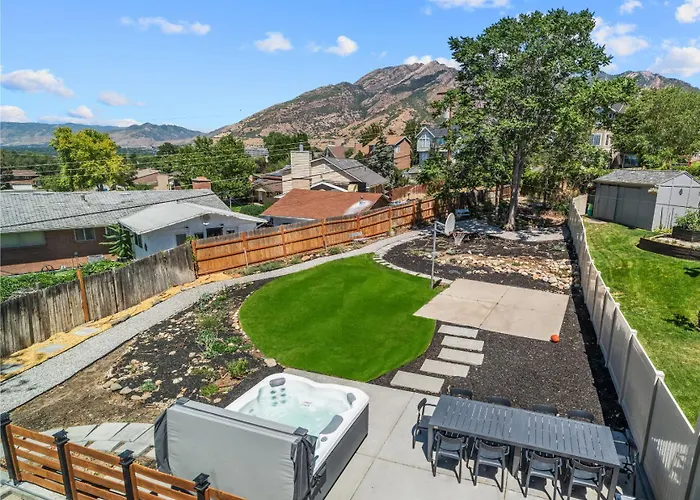 Designer Home 20 Mins To Skiing & Slc Downtown