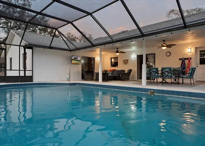Waterfront - Private Pool - Pet Friendly