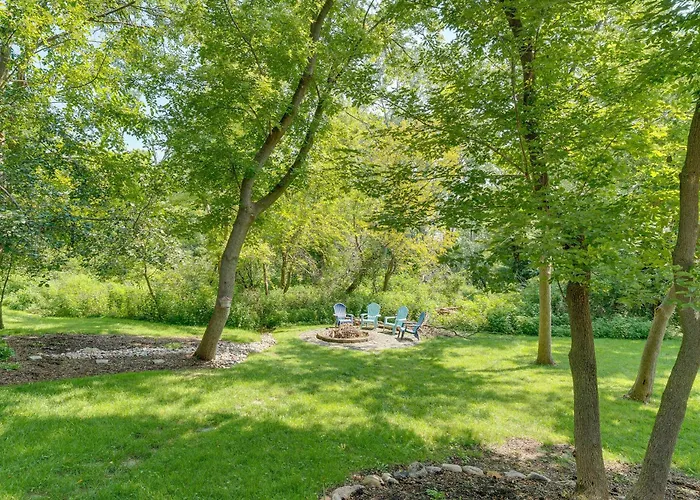 Peaceful Williams Bay Escape Near Lake Geneva