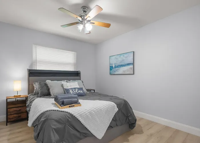Cozy 4Br King Suite Home By Wec & Downtown!