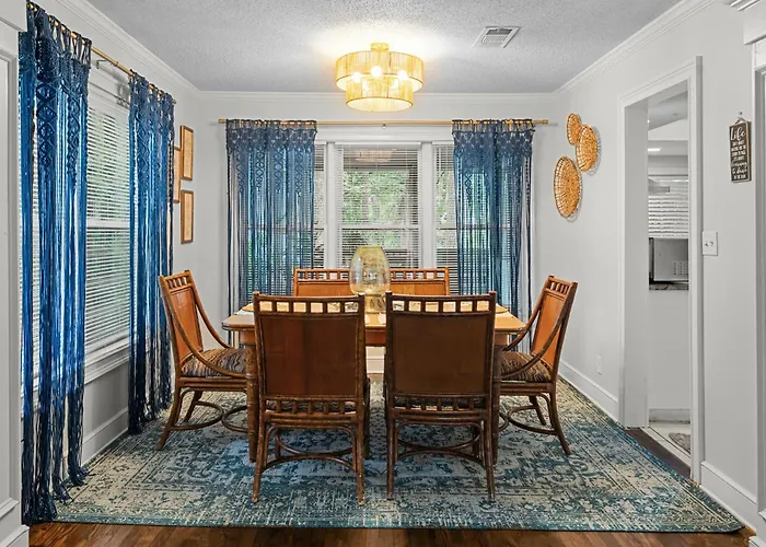 Entire Private Vacation Home Near Stone Mountain