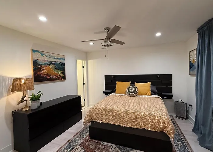 Cozy Old Town Apartment