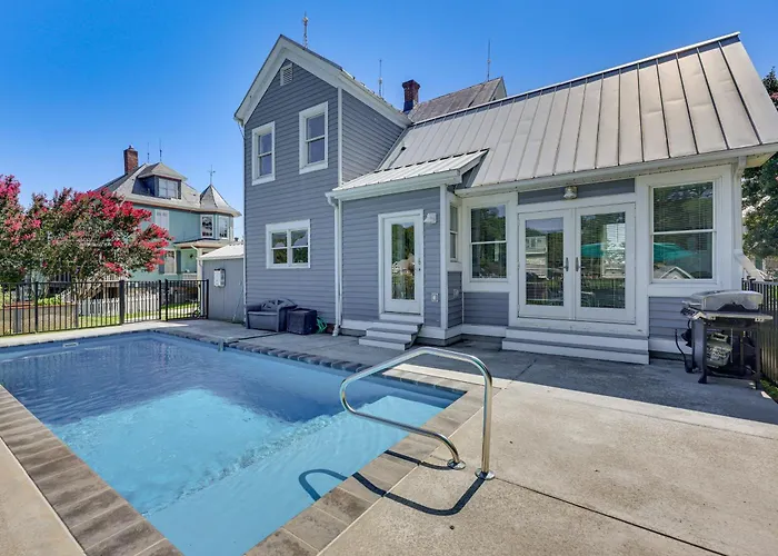 Historic Waterfront Home W/ Dock In Reedville!
