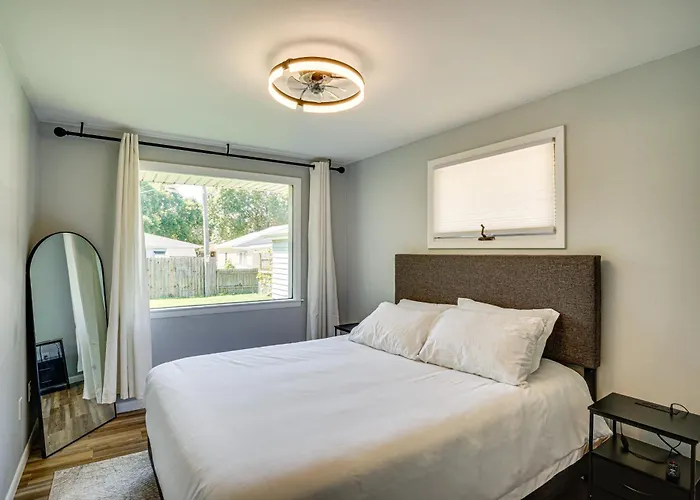 Large Backyard, Walk To Hospital: Sheboygan Abode!