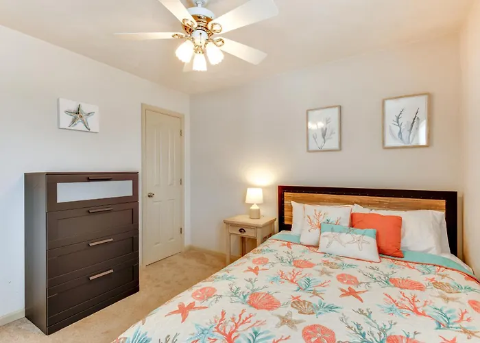 Walk To East Beach: Apt W/ Outdoor Space