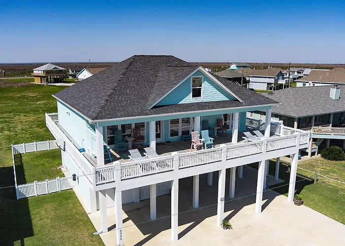 Beach Hideaway Spacious 4Br Game Loft, Hot Tub, Deck, Walk To Beach