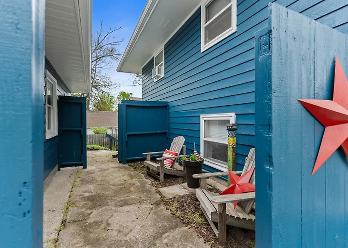 30 Day Rental - Walking Distance To Grand Haven