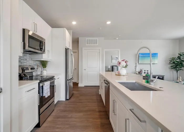 Serene Sienna 2 Bed 2 Bath Apt Near Ft Bend Tollway