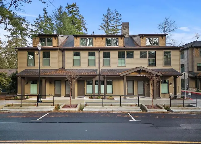 Lake Oswego Inn