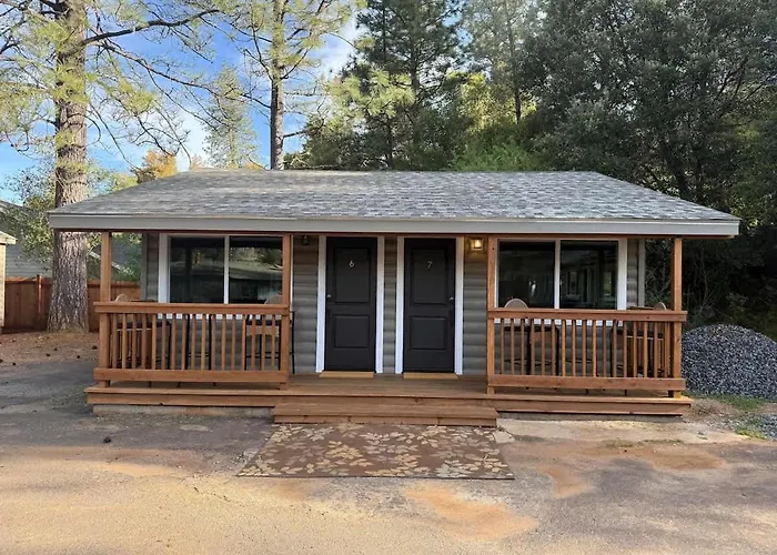 Columbia Cabins Cabin 7