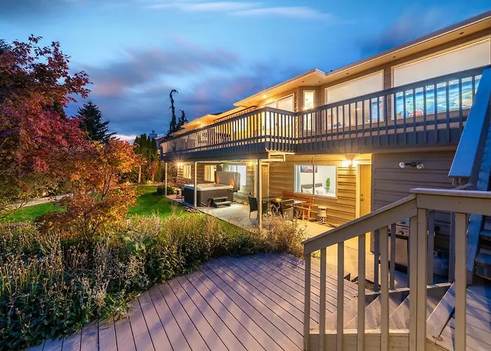14 Person Adventure Oasis With Hotub