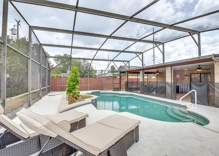 6 Mi To Gemini Springs Park: Chic Home W/ Pool!