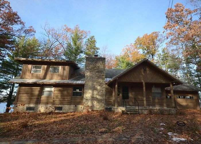 Wild Refuge Lodge