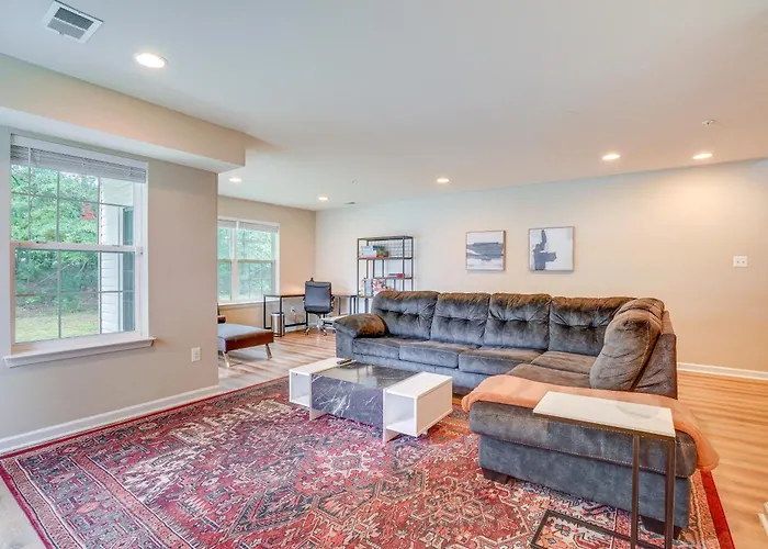 Glen Burnie Vacation Rental W/ Private Deck!