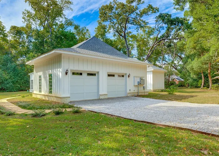 Fairhope Cottage: 2 Mi To Town & Pier!