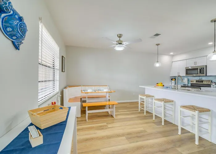 Hernando Beach Waterfront Home W/ Boat Dock & Deck