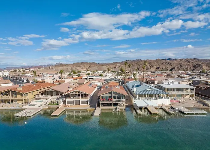 Moovalya Keys | Spacious Riverfront Retreat • Private Dock