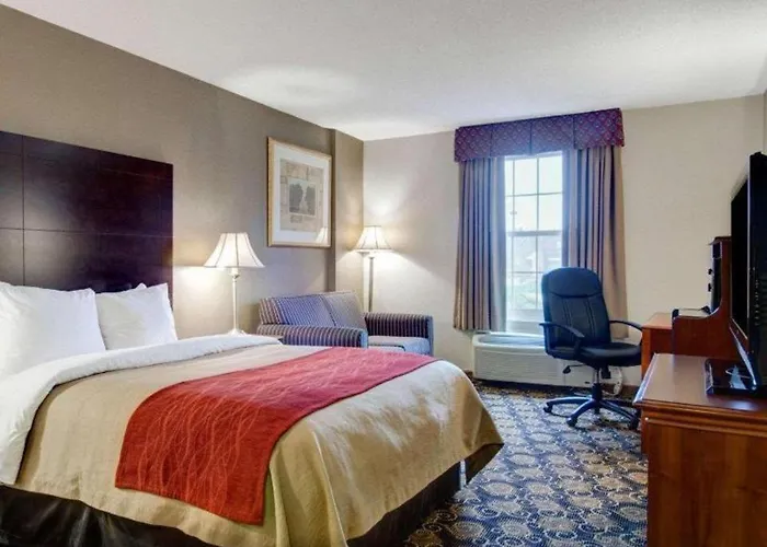 Comfort Inn Foxboro - Mansfield