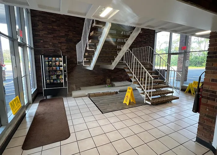 Economy Inn
