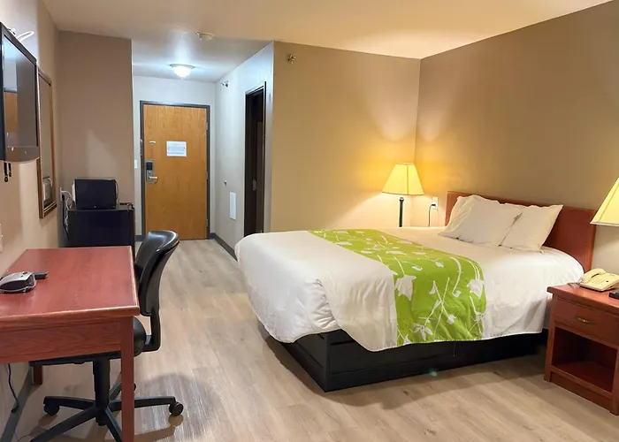 Larned Inn & Suites