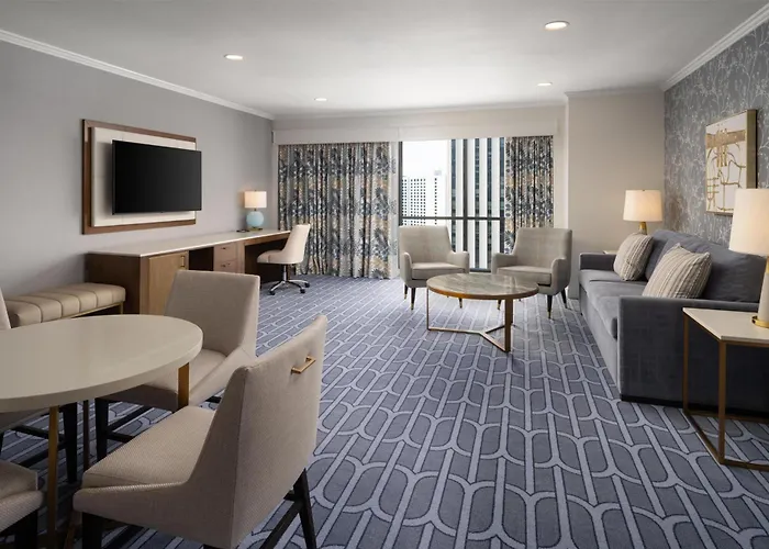 Hilton New Orleans Riverside