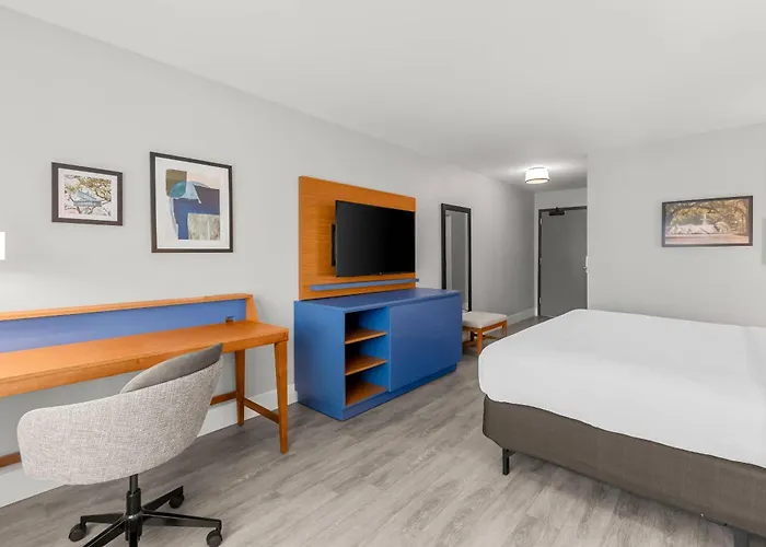 Country Inn & Suites Etown