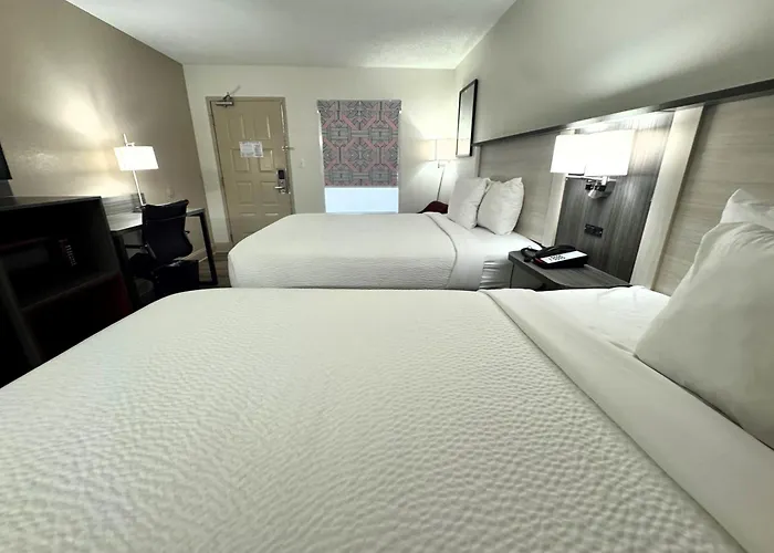 Ramada By Wyndham Pelham
