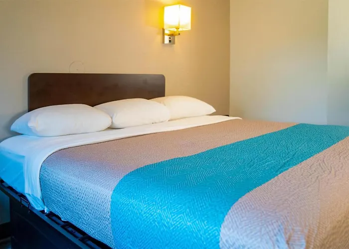 Motel 6-Caseyville, Il - Caseyville Il
