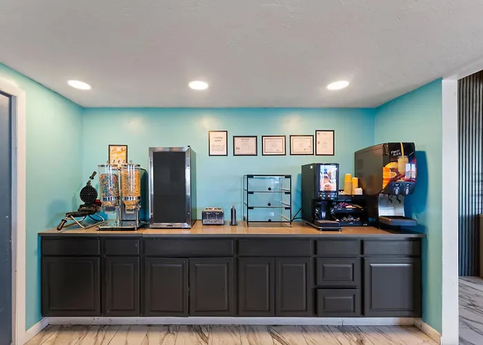 Pilgrim Sands On Long Beach