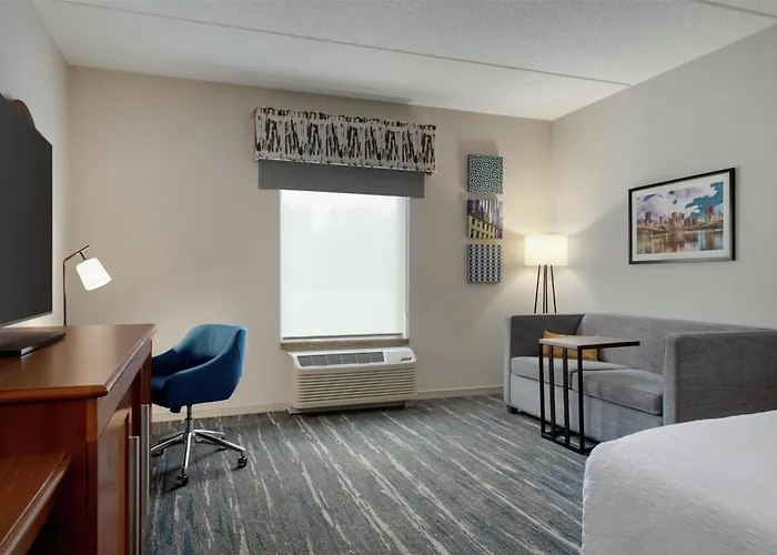 Hampton Inn & Suites - Pittsburgh/Harmarville, Pa
